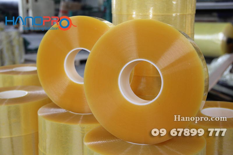 Băng dính 1000 yard do Hanopro trực tiếp sản xuất sử dụng màng siêu trong,chất lượng tốt với giá thành rẻ