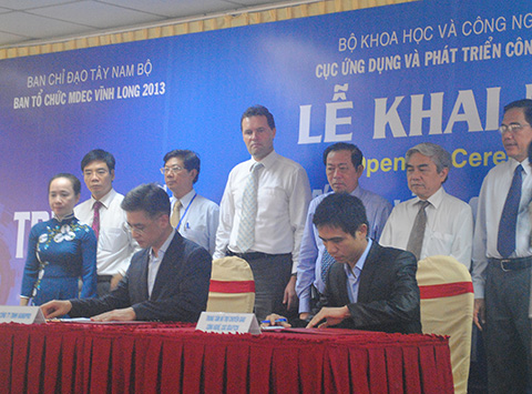 le-ky-ket-hop-dong-voi-sg-chem-han-quoc-1